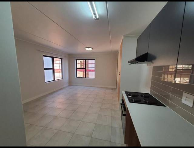 1 BEDROOM PROPERTY TO RENT IN GREENBAY ECO ESTATE